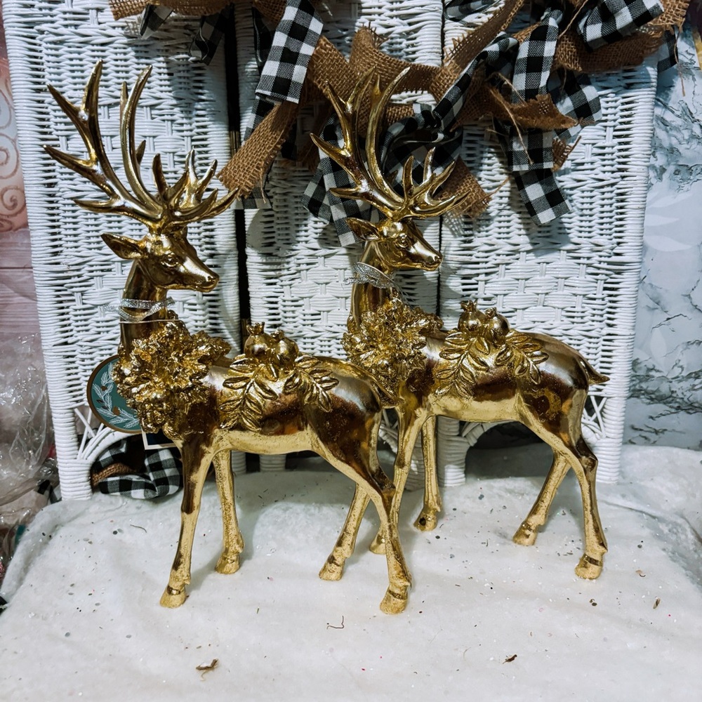 Gold Reindeer Figurines